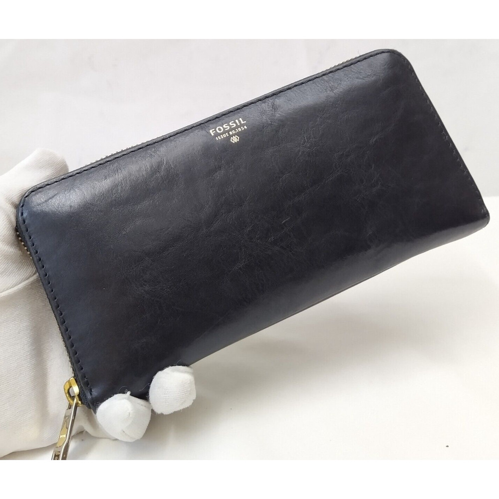 Fossil Black Smooth Leather Zip Around Credit Card Long Wallet
